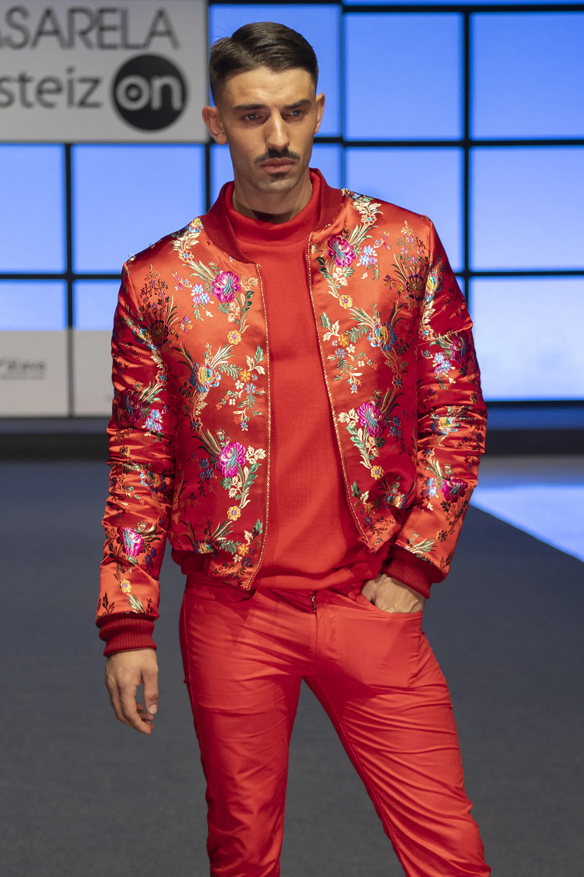 Myrtus II — Desfile